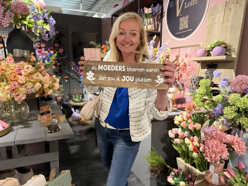 Moederdagcadeaus vind je op Woonboulevard Almelo.